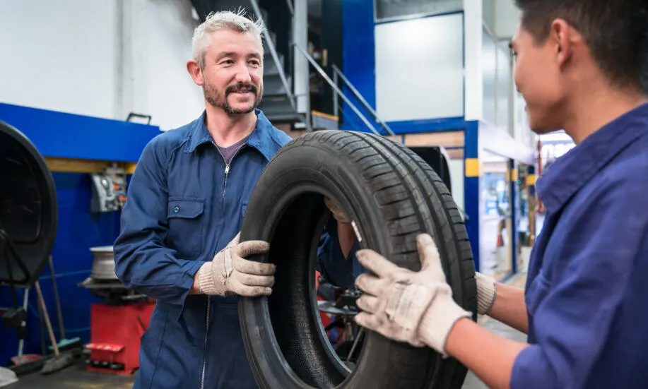 Ile kosztuje wulkanizacja opony? Sprawdź ceny i uniknij wysokich kosztów