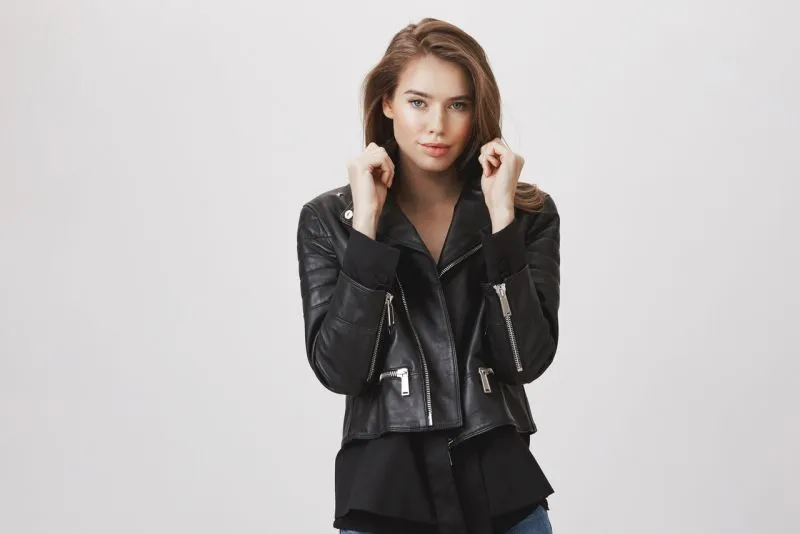 Gdzie kupić skórzaną kurtkę damską? Sprawdzone miejsca i porady zakupowe