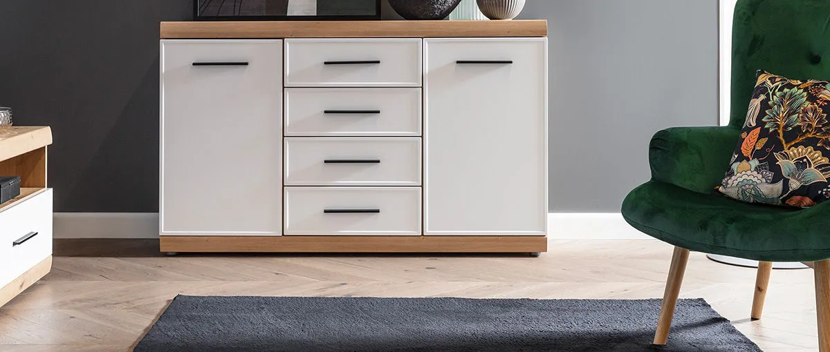 Jakie meble do jasnej podłogi w salonie? Oto najlepsze wybory!