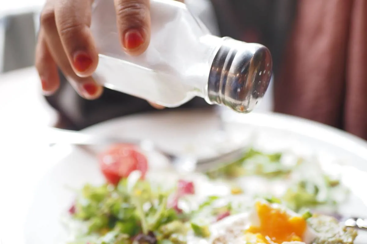 Ile soli przed treningiem? Klucz do lepszej wydolności i zdrowia