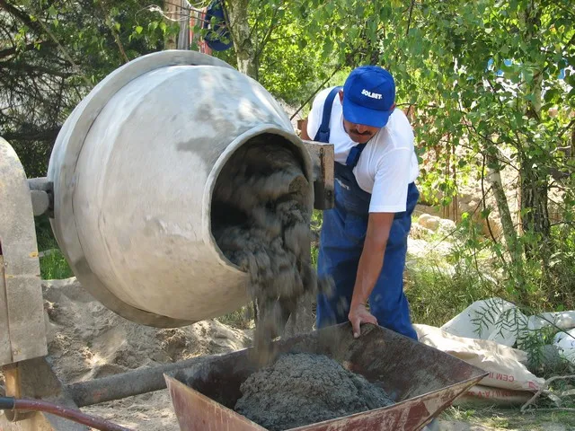 Zaprawa cementowa co to - Kluczowe informacje o składzie i zastosowaniu