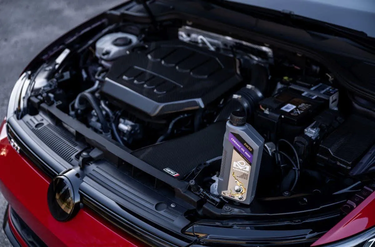 Poznaj najczęstsze objawy braku oleju w silniku, zanim będzie za późno