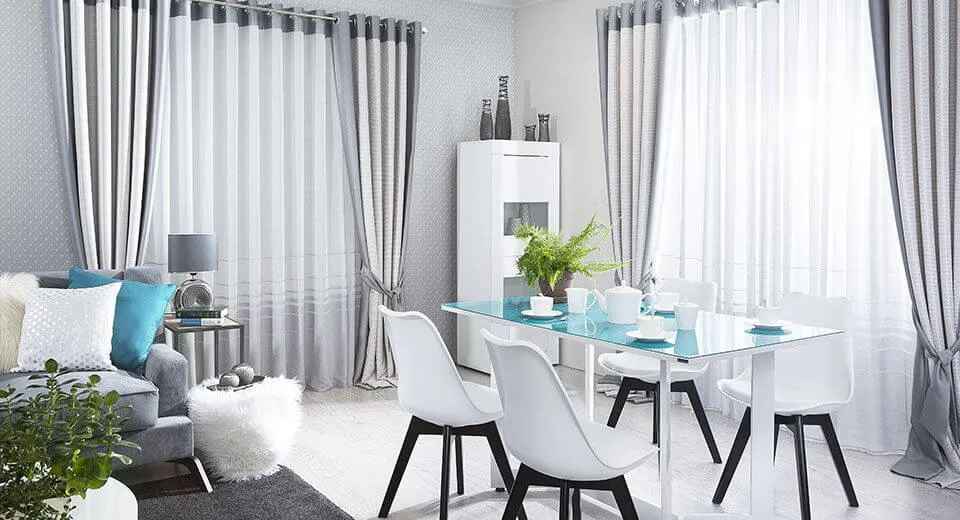 Jak upiąć firankę w oknie - proste sposoby na stylowe aranżacje