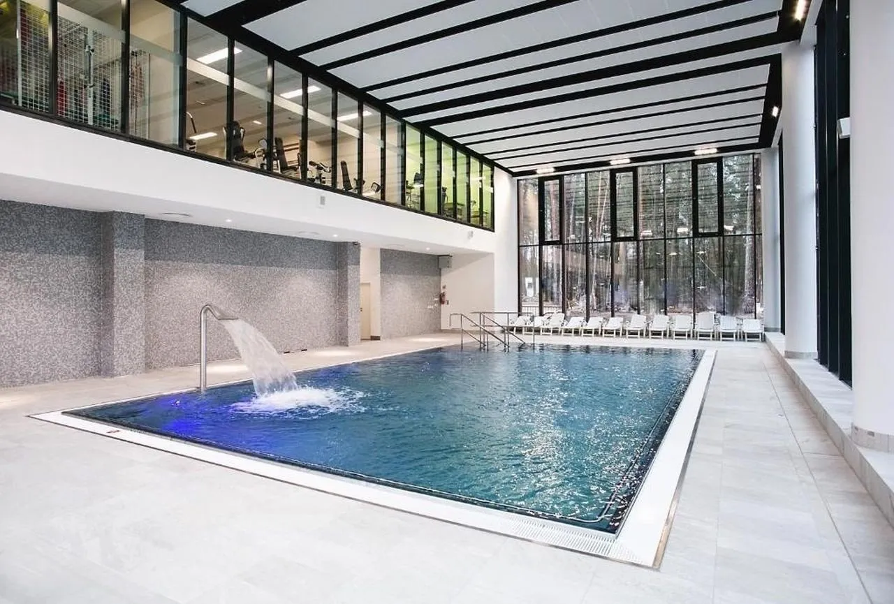 Najlepsze hotele z basenem na Podlasiu: relaks w sercu natury