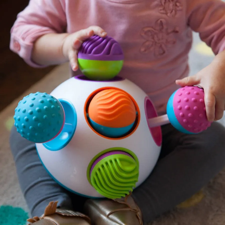 Zabawki sensoryczne dla noworodka: magiczny klucz do jego rozwoju i szczęścia