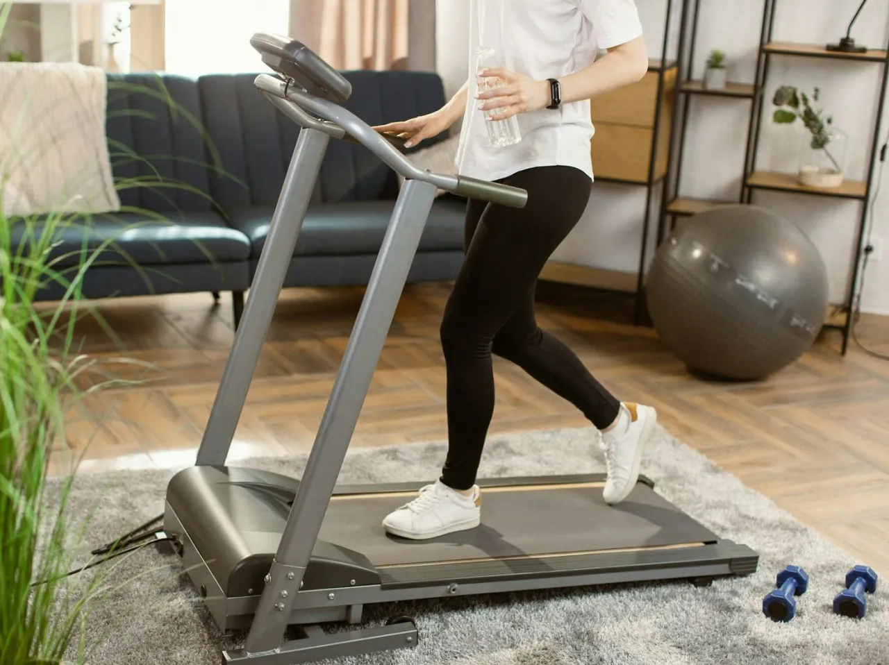 Jakie bieżnie do domu wybrać, aby uniknąć nietrafionego zakupu?