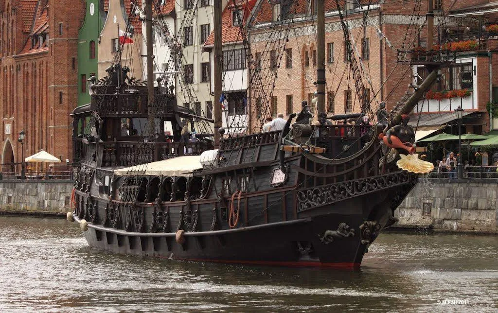 Ile kosztuje rejs z Gdańska na Westerplatte? Sprawdź ceny i atrakcje.