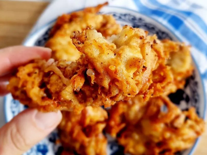 Kurczak w cieście chrupiącym: Przepis na idealnie kruche danie