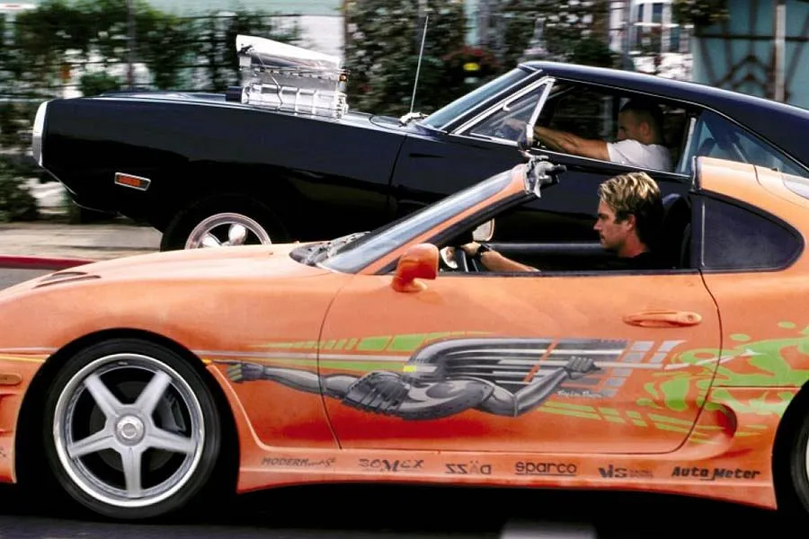 Auta z Szybcy i Wściekli: Kultowe samochody z filmowej serii i ich specyfikacje