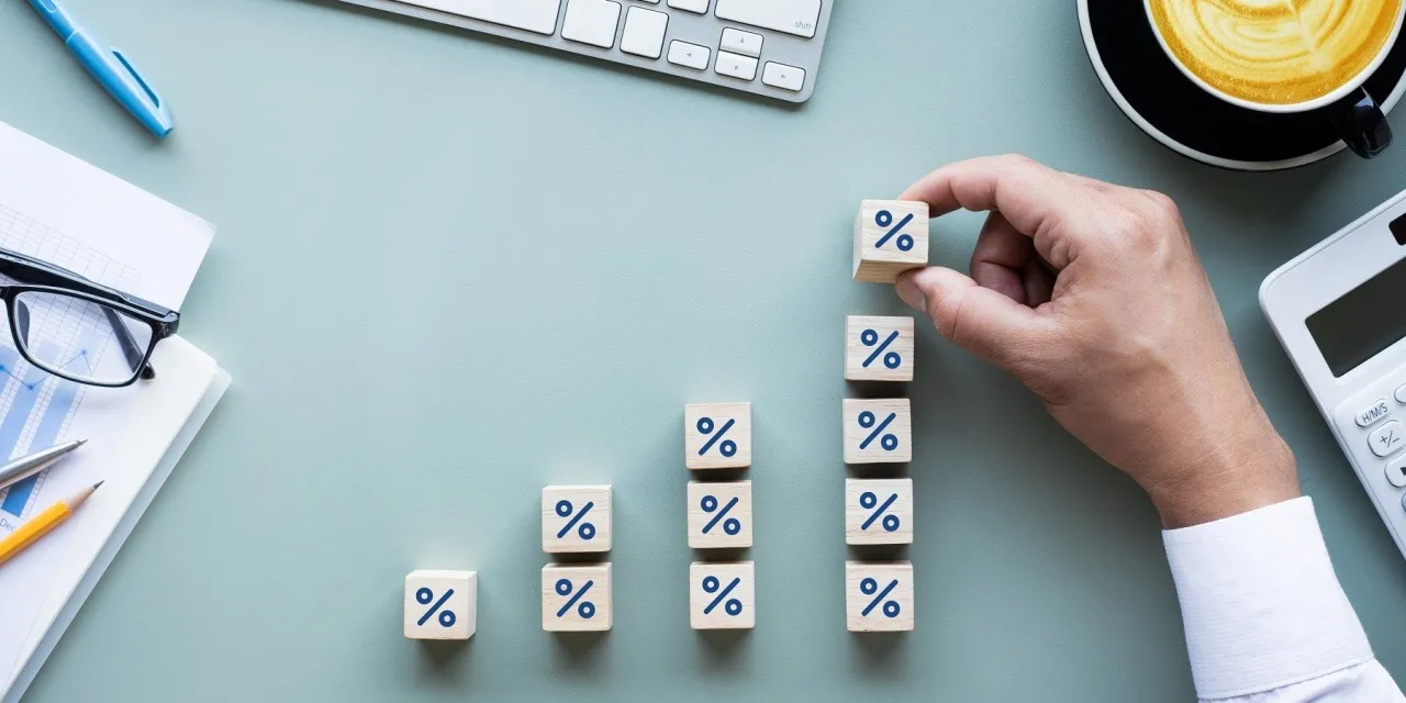 Jakie jest oprocentowanie lokat PKO BP? Sprawdź najlepsze oferty teraz