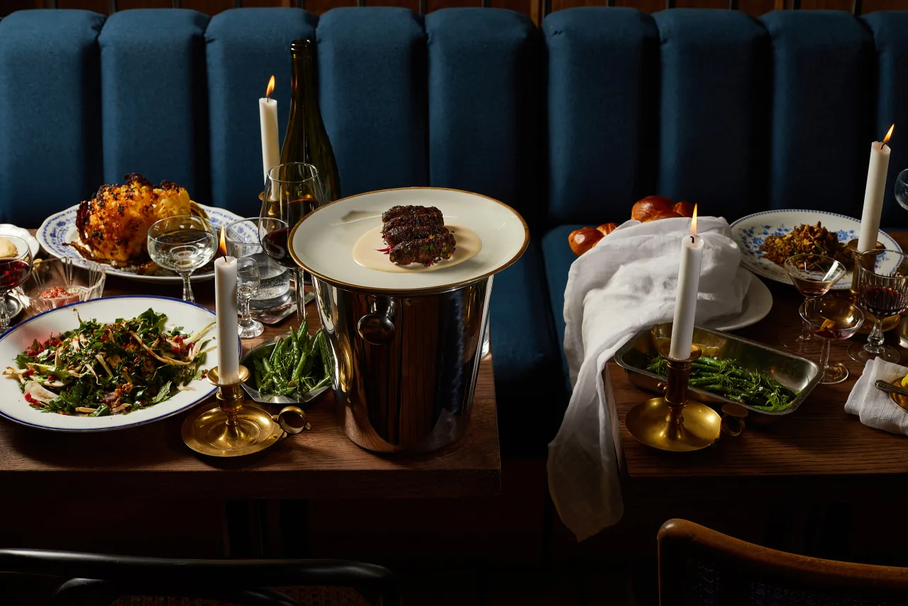 Gdzie na randkę w Warszawie? Odkryj romantyczne miejsca, które zachwycą