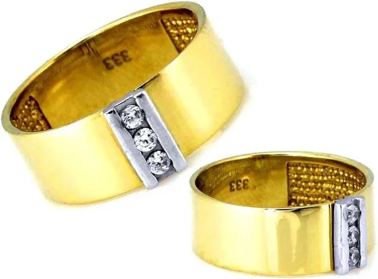 Szeroki złoty pierścionek jak obrączka – elegancja i trwałość w jednym