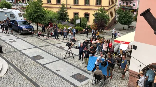 Gdzie kręcono film Miłość jest blisko? Zobacz niesamowite miejsca z planu!