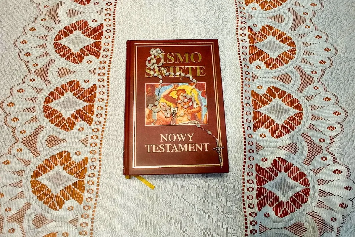 Co zrobić ze starym różańcem, aby go szanownie utylizować?