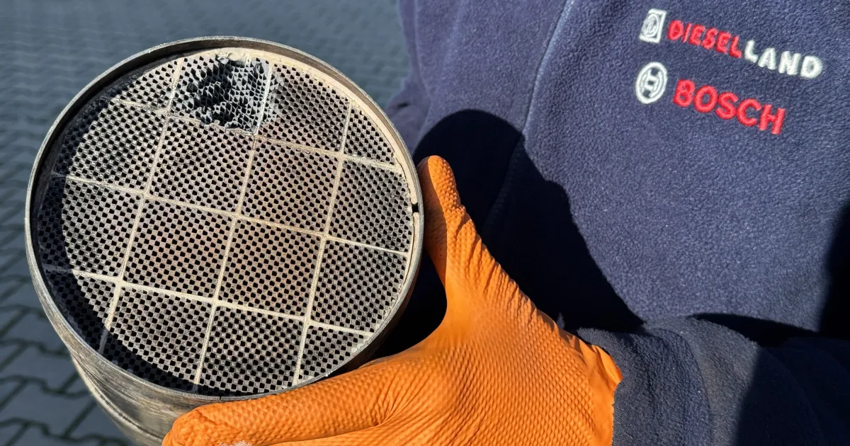 Czyszczenie DPF: Oszczędź tysiące! Porównanie kosztów i metod.