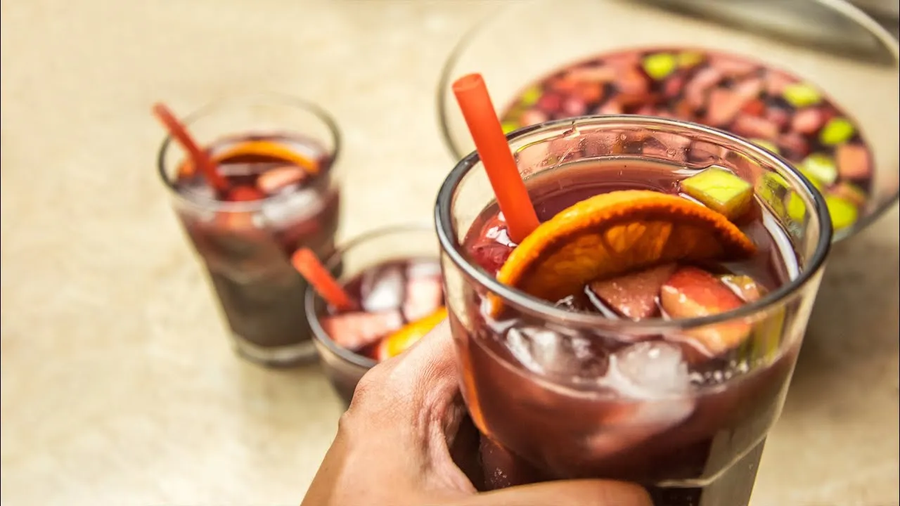 Sangria i inne hiszpańskie napoje alkoholowe – odkryj ich tajemnice
