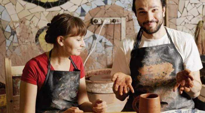 Zajęcia z ceramiki w Krakowie - idealne dla każdego, sprawdź oferty