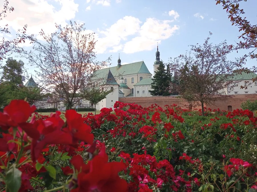 Atrakcje Leżajsk: Odkryj ukryte skarby i rodzinne przyjemności