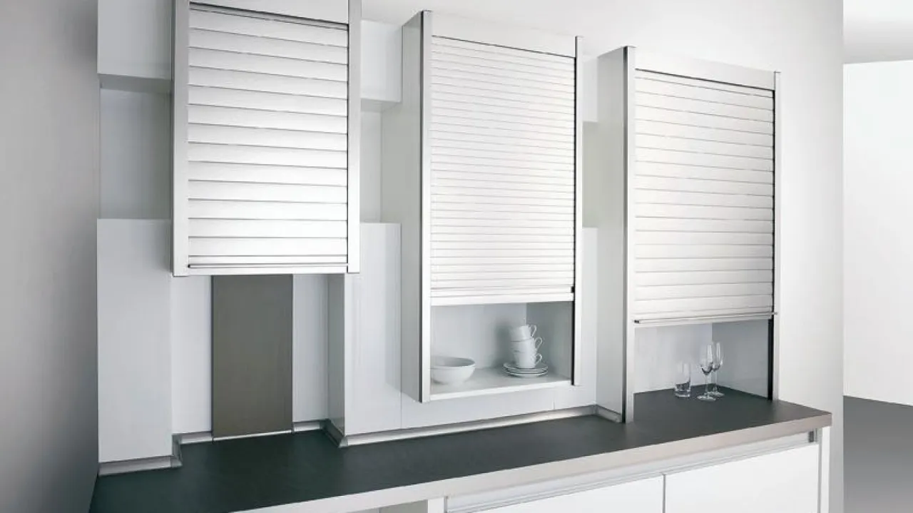 Czym zasłonić otwarty regał? Odkryj stylowe i praktyczne rozwiązania