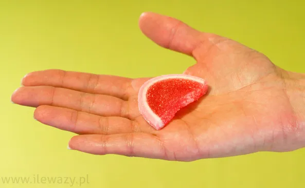 Ile kalorii ma galaretka truskawkowa? Z cukrem, bez wybierz mądrze!