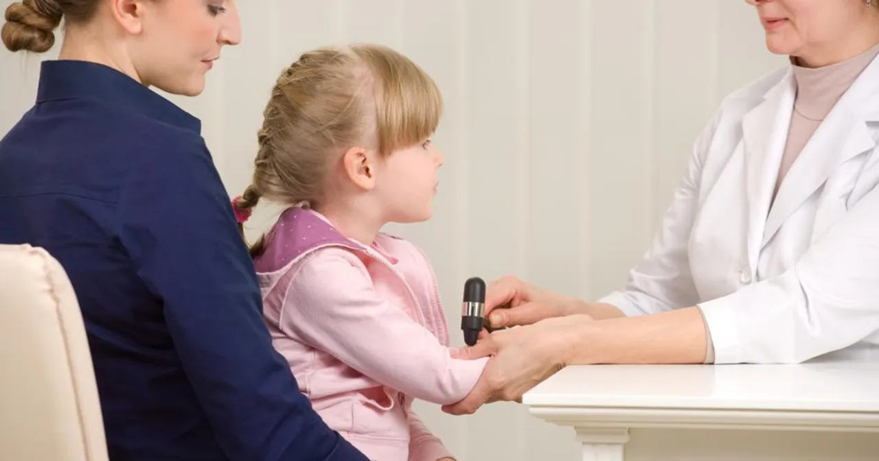 Neurolog co bada? Odkryj, co ocenia podczas wizyty i badań