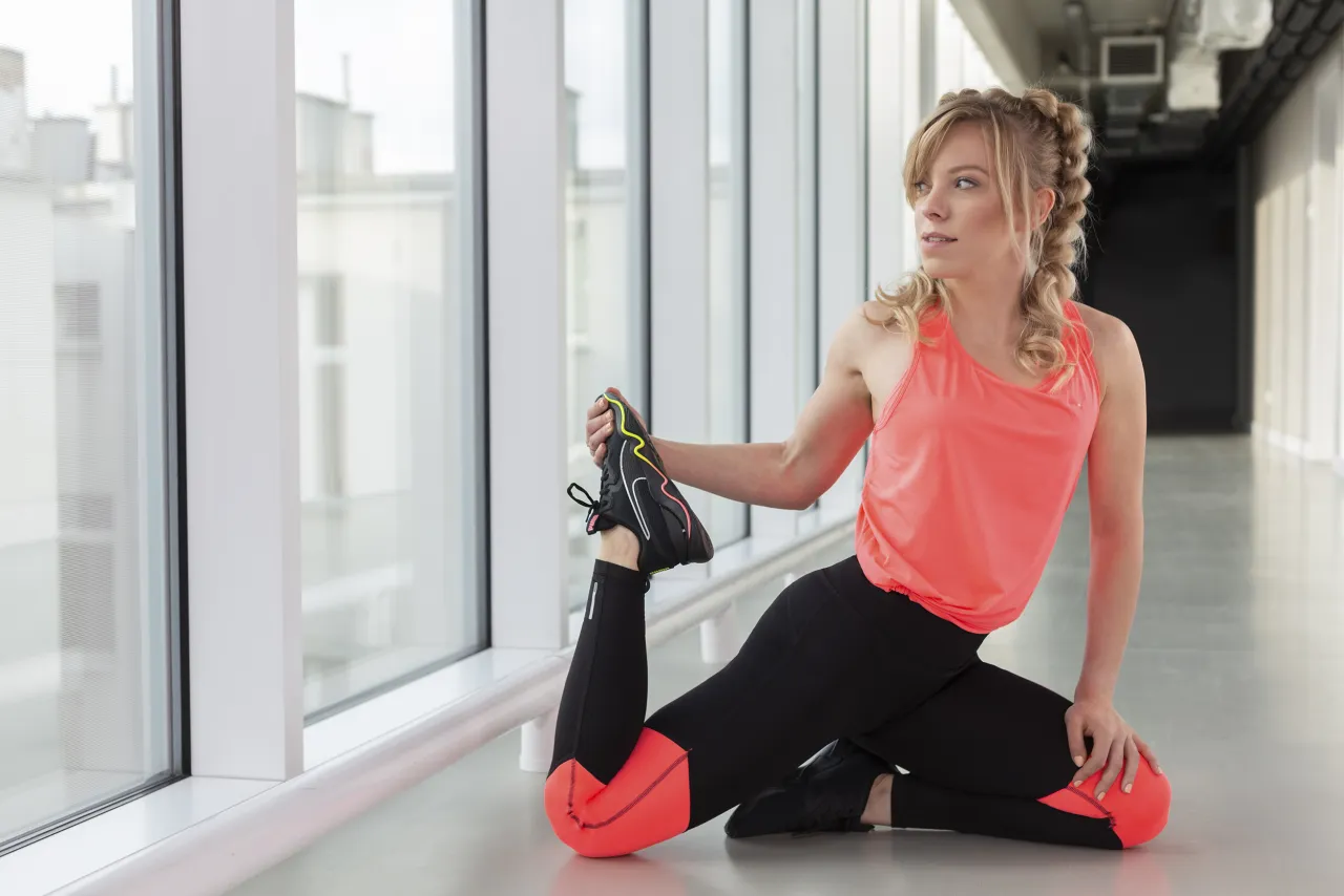 Fitness w domu: Kompletny przewodnik dla początkujących (Zacznij Dziś!)