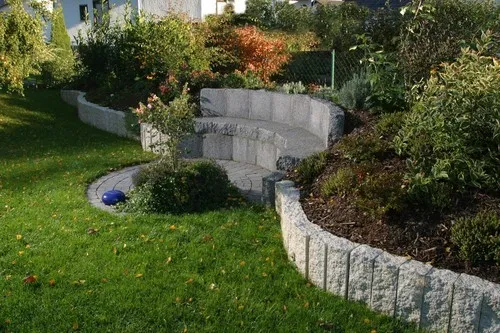 Jak ułożyć gazony w ogrodzie: 5 kroków do pięknej aranżacji