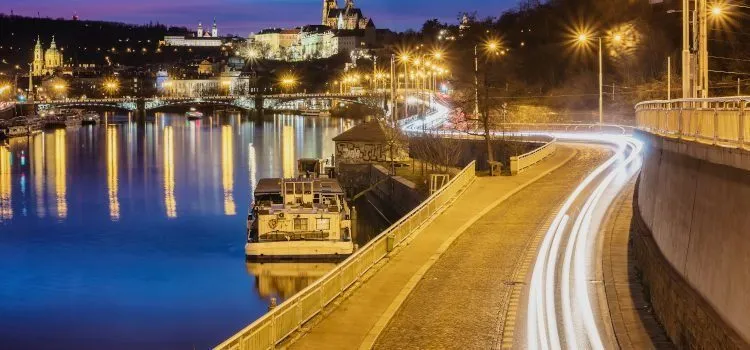 Co trzeba wiedzieć jadąc do Czech samochodem, aby uniknąć problemów