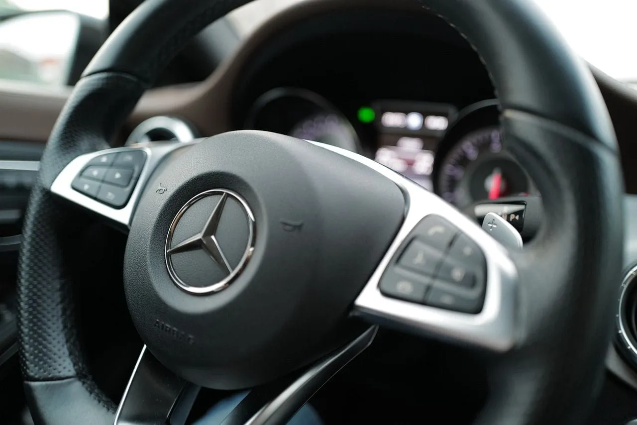 5 niepokojących oznak luzów na kierownicy. Sprawdźmy Twoje auto!