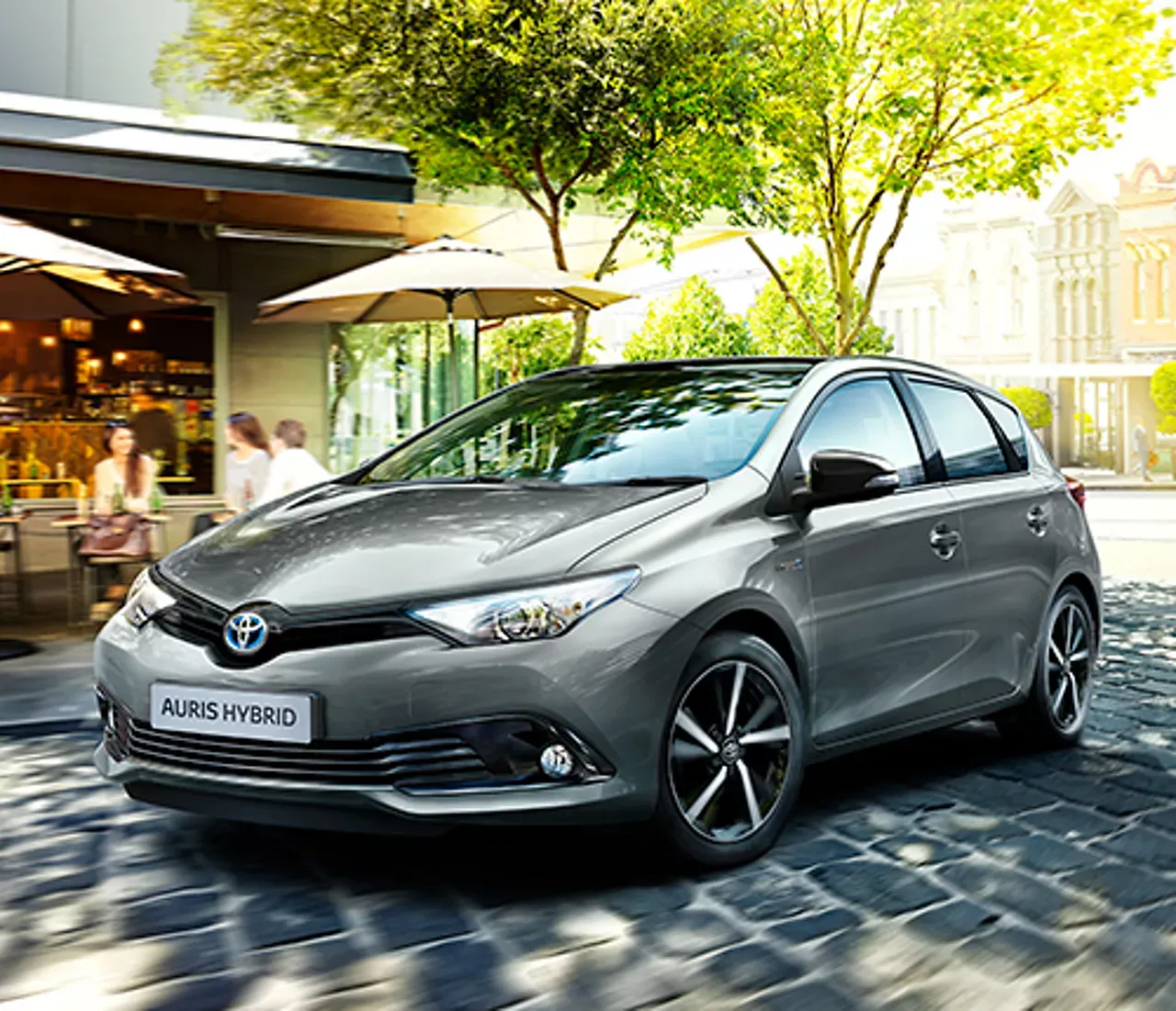 Pojemność baku Toyota Auris Hybrid – poznaj różnice między modelami