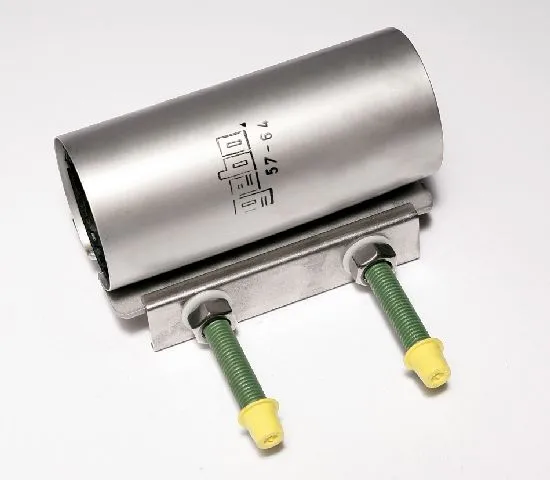 Jak zakleić dziurę w rurze od wody i uniknąć kosztownych napraw