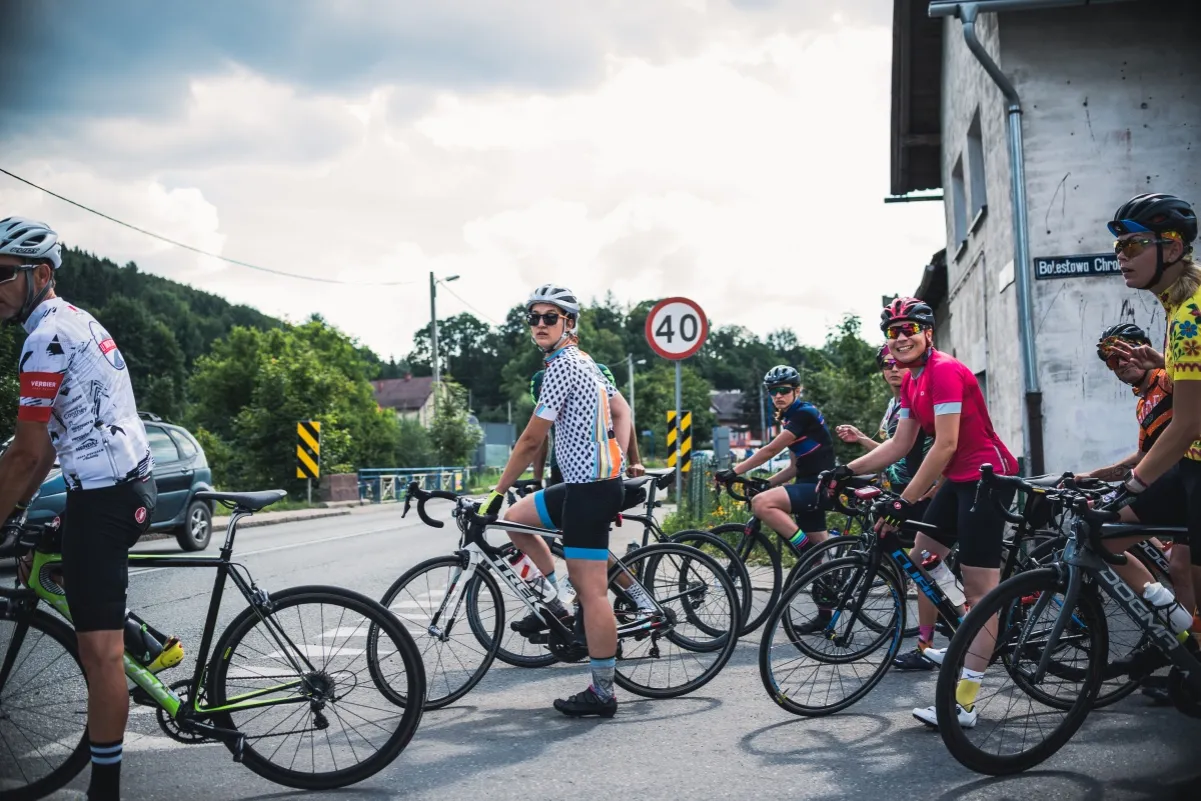 Ile kcal spala rower? Poznaj sekrety efektywnego spalania kalorii