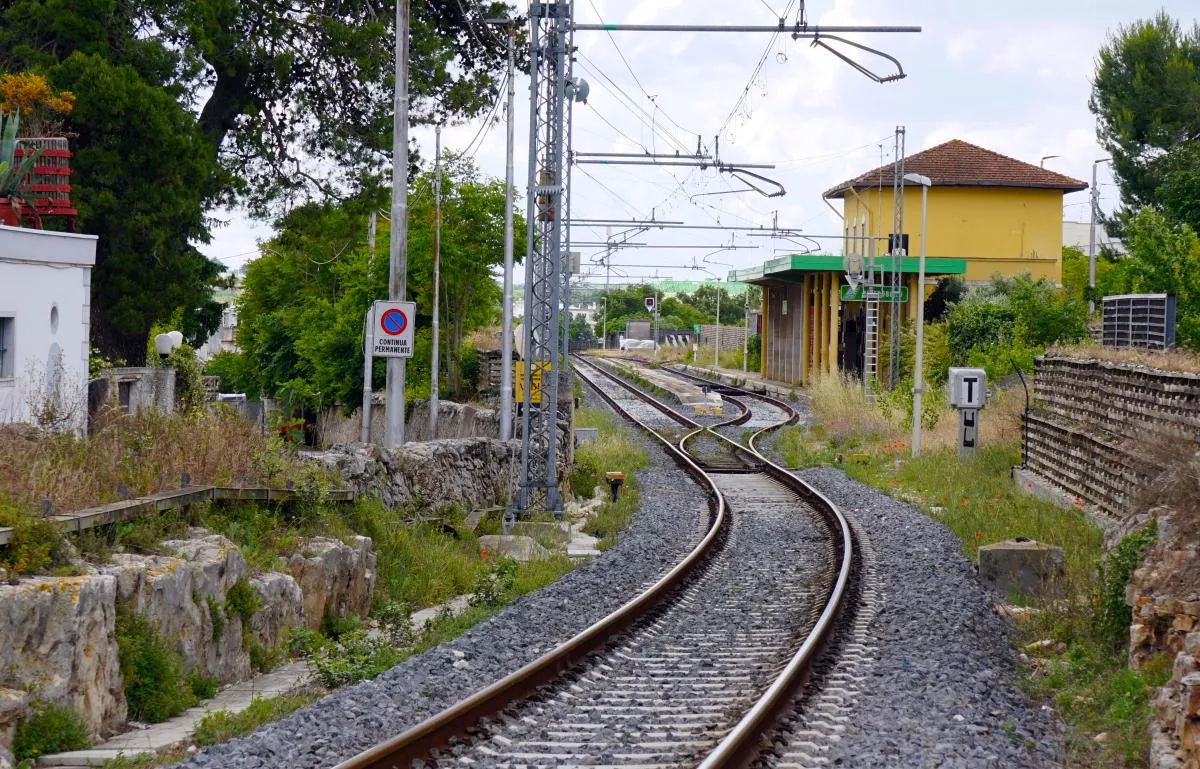 Jak dojechać do Alberobello z Bari - najlepsze opcje transportu