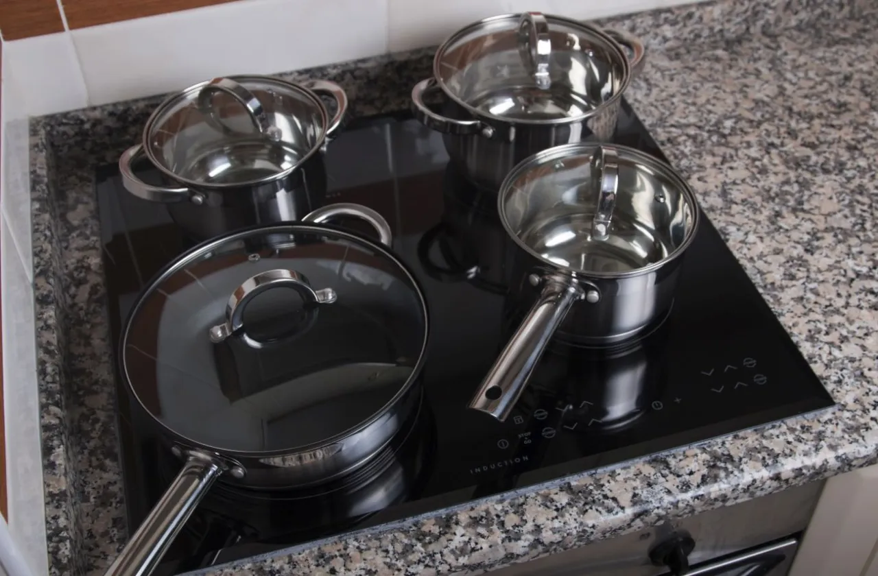 Najlepsze garnki na indukcję ranking – wybierz idealny zestaw dla siebie