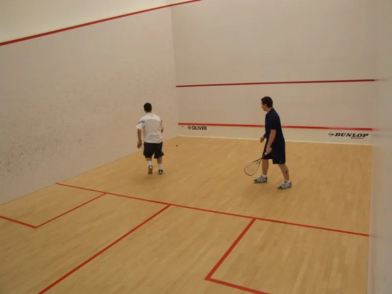 Squash Tychy: Korty, Ceny, Rezerwacja Twój Kompletny Przewodnik