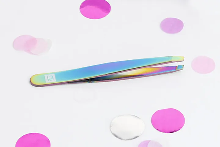 Jak wydepilować brwi: skuteczne metody i uniknięcie podrażnień