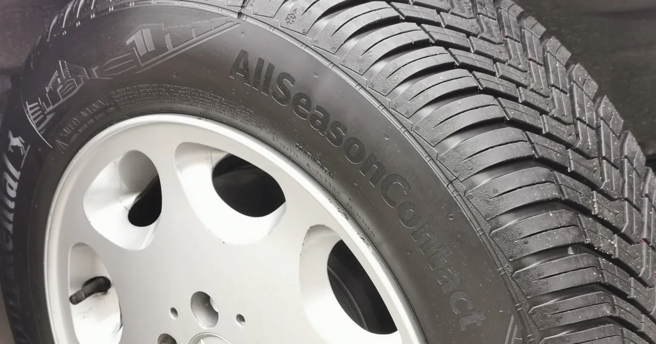 Opony całoroczne czy sezonowe? Sprawdź, co wybrać!