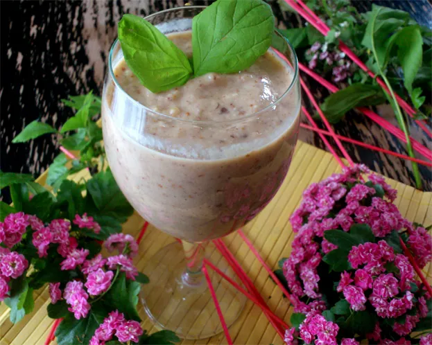 Skuteczne koktajle na zaparcia, które przyniosą ulgę i poprawią trawienie