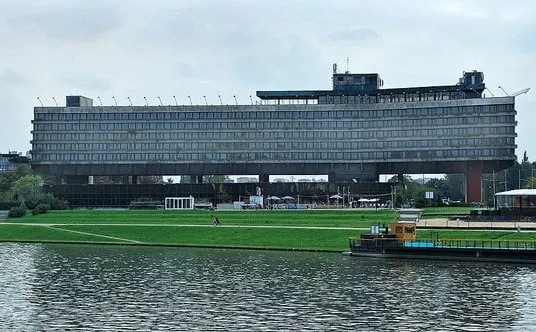 Dlaczego Hotel Forum w Krakowie został zamknięty? Szokujące powody