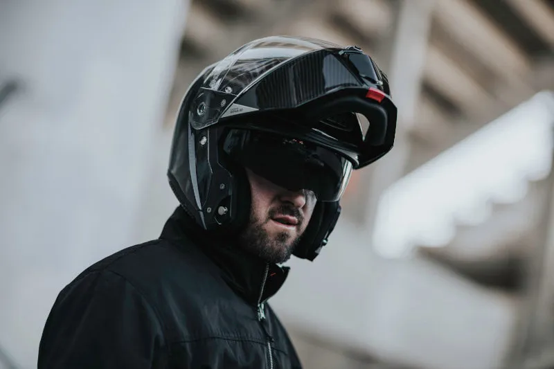 Jaki kask motocyklowy na początek - uniknij błędów i wybierz mądrze