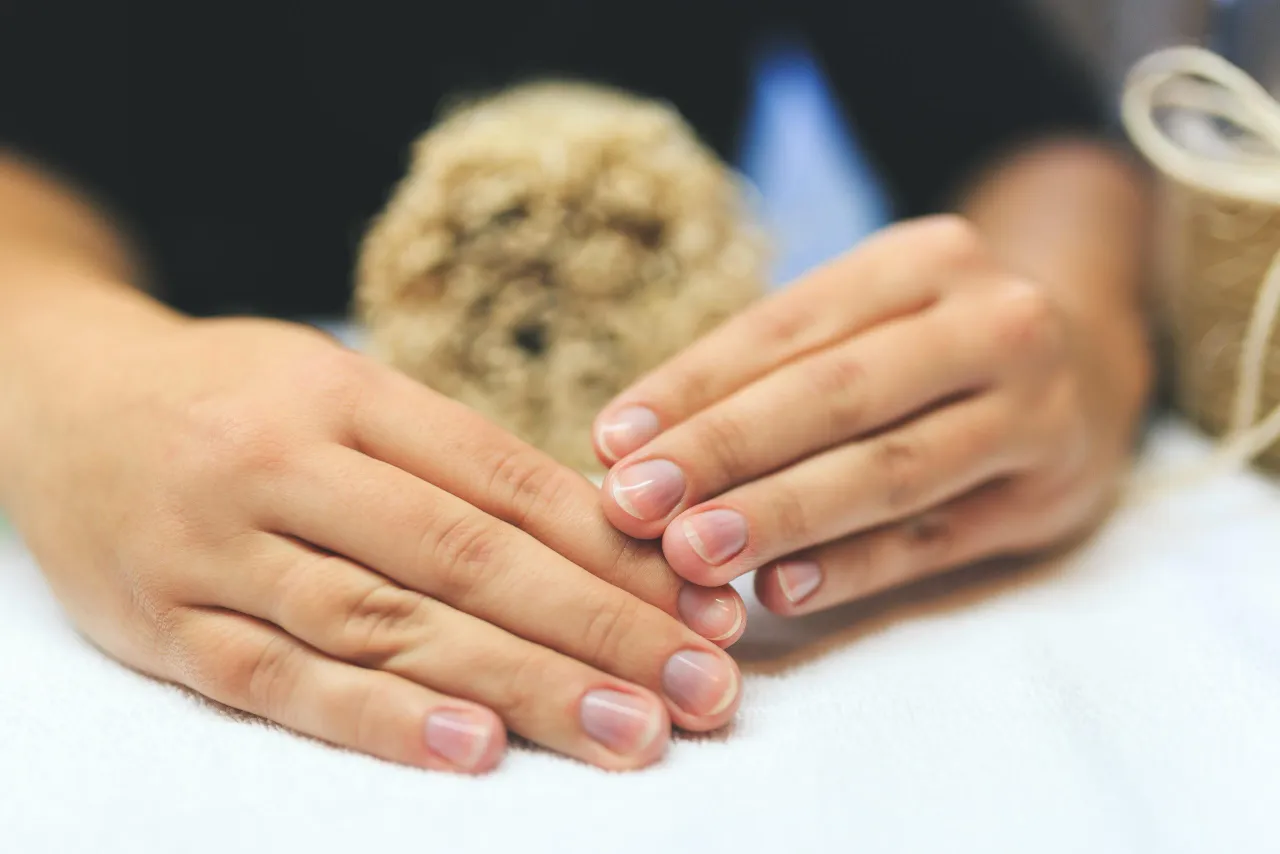 Gdzie kupić manicure japoński i uniknąć słabej jakości produktów