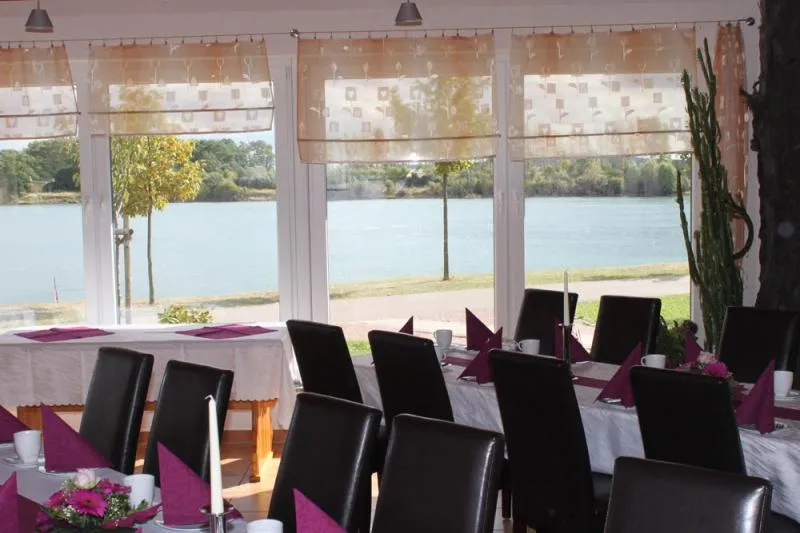 Eisdiele Seebad Edderitz: Öffnungszeiten & Infos für Ihren Besuch