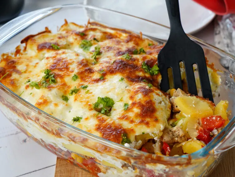 Zapiekanka gyros z ziemniakami: Odkryj sekret idealnego obiadu!