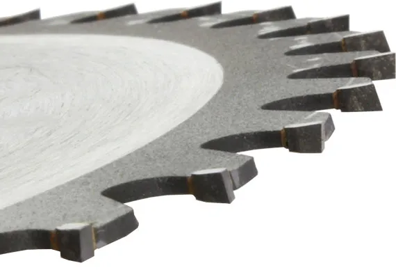 Jakie tarcze do cięcia drewna wybrać? Porównanie rodzajów