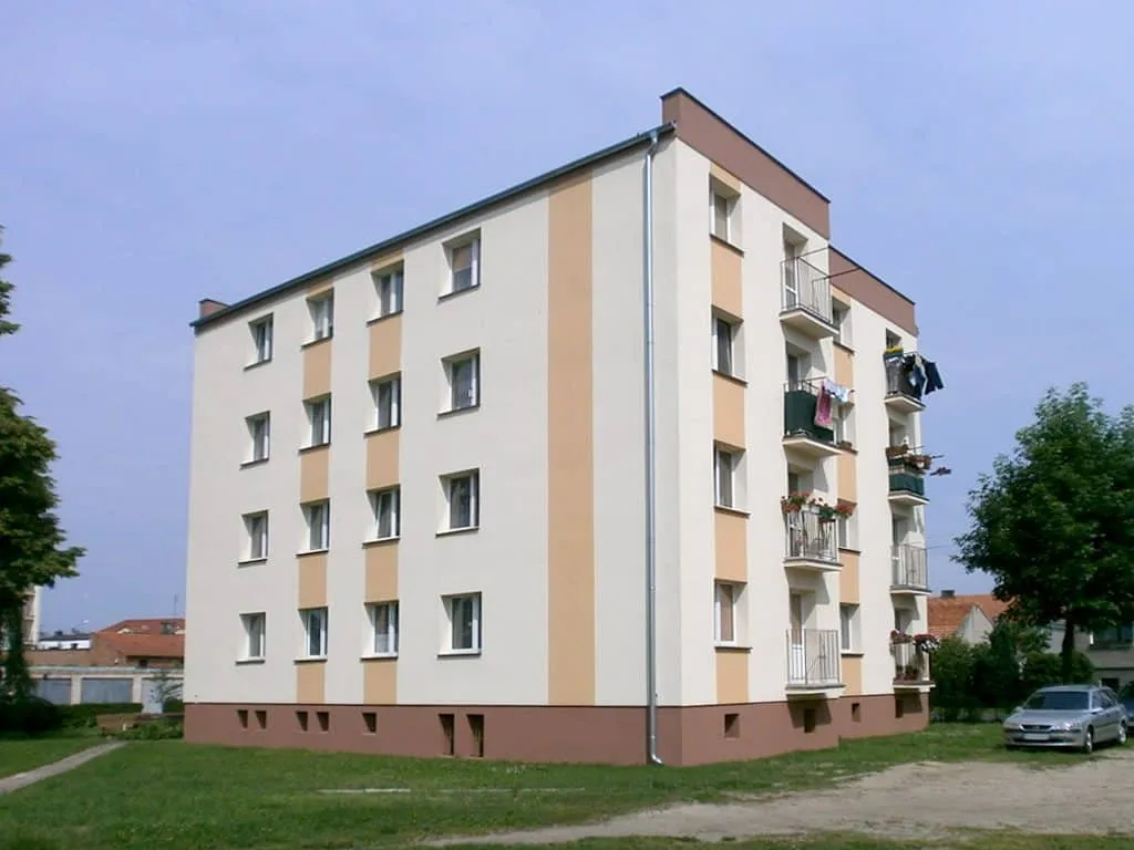 Jaki podkład pod elewacje wybrać, aby uniknąć problemów z tynkiem?