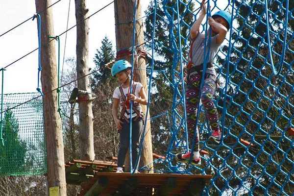 Park linowy Kletno - emocjonujące atrakcje i trasy dla każdego