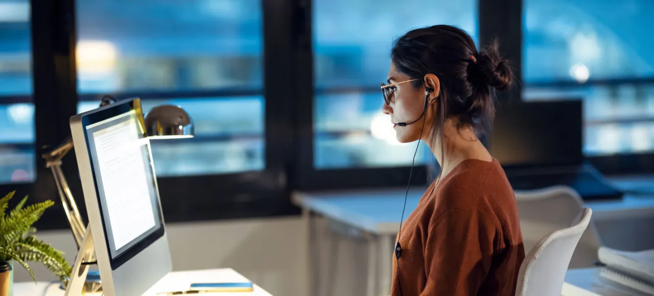 Ochrona wzroku przy komputerze: Skuteczne porady na zmęczone oczy