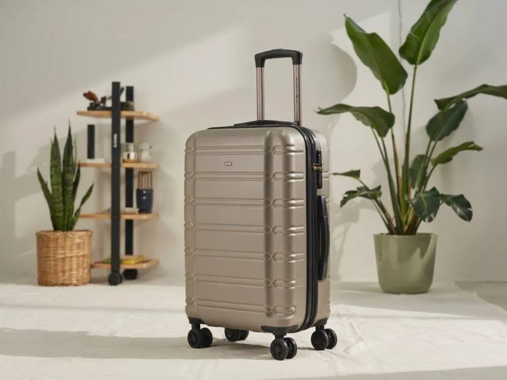 Jaka walizka na 3 dni? Wybierz idealny bagaż bez zbędnych kosztów