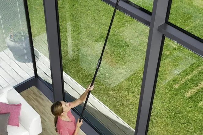 Jak myć okna Karcherem, żeby nie było smug - skuteczne techniki