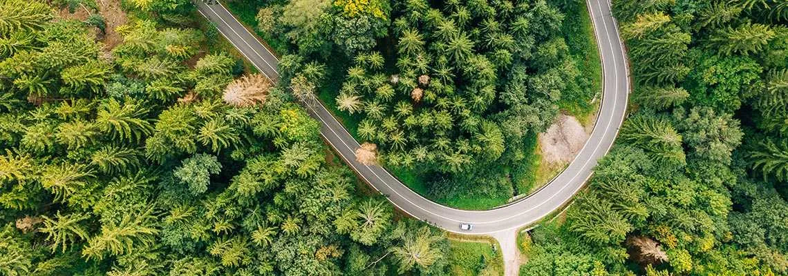 Trasy motocyklowe Bieszczady: odkryj najpiękniejsze szlaki i atrakcje